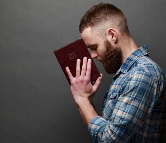 Stop the Cycle: How to Keep Your Student Pastor Longer Than Two Years