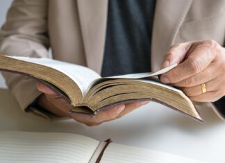 The Two Times a Pastor Is Most Vulnerable